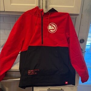 Atlanta Hawks Fanatics Red and Black Mesh Hoodie